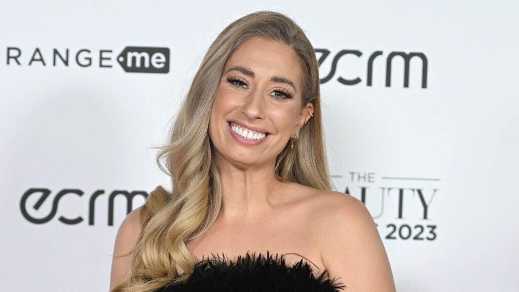 Stacey Solomon’s Christmas doorscape is a showstopper