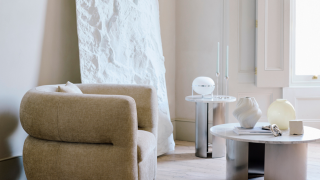 I can’t stop thinking about this chrome table lamp from Very
