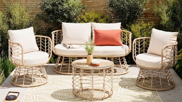 6 things every pocket-sized patio needs to look stylish and inviting