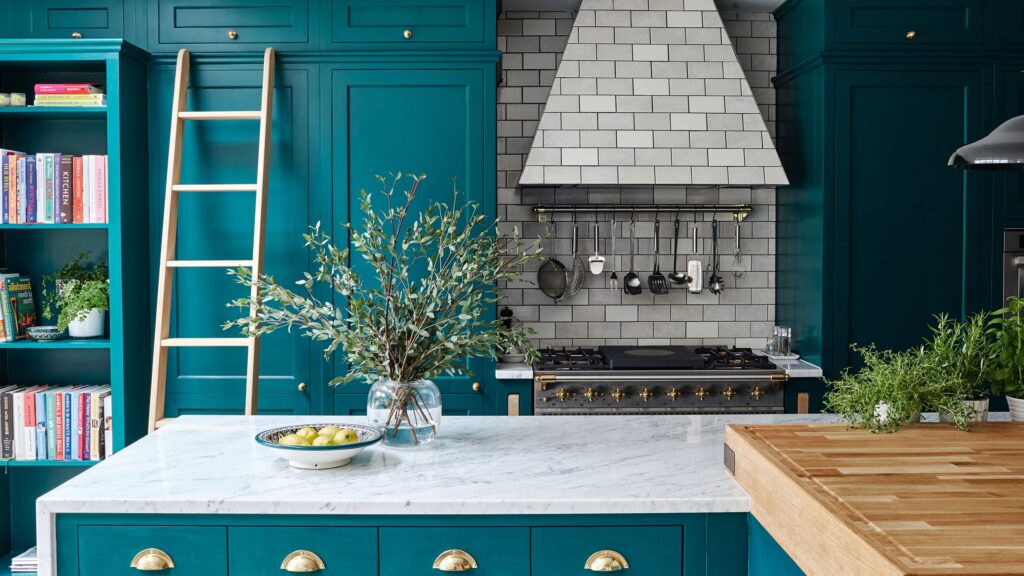Does using your extractor fan less keep your home warmer?