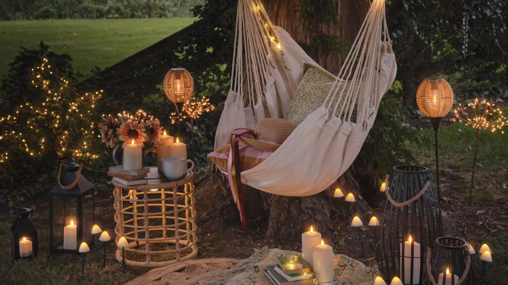 Mushroom garden lights are the newest magical outdoor trend