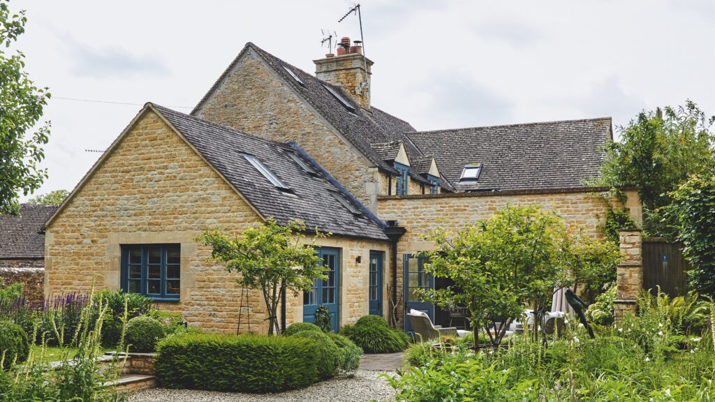 A dilapidated cottage gets an incredible transformation
