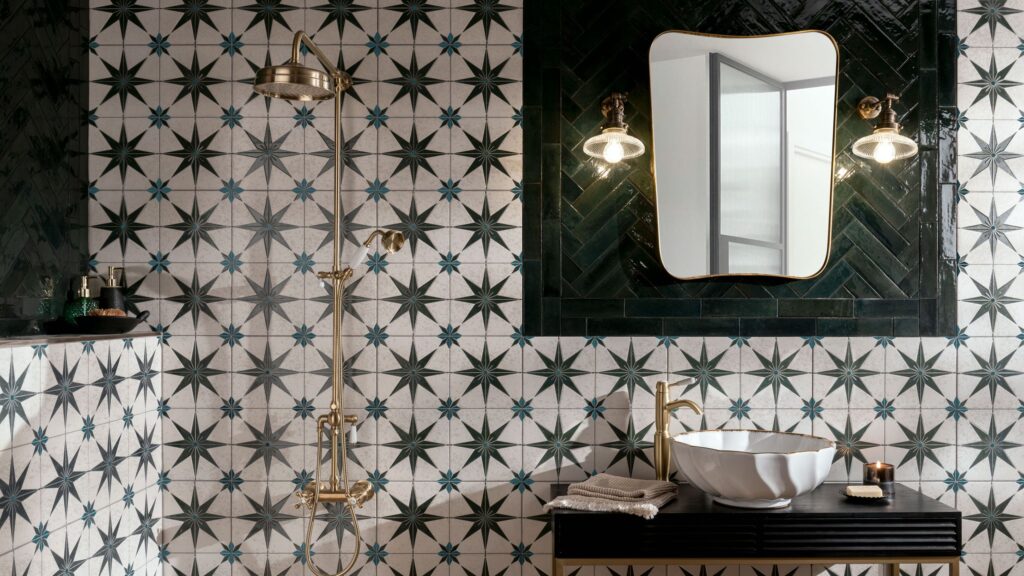 How to use the Topps Tiles and Ideal Home collection in a bathroom