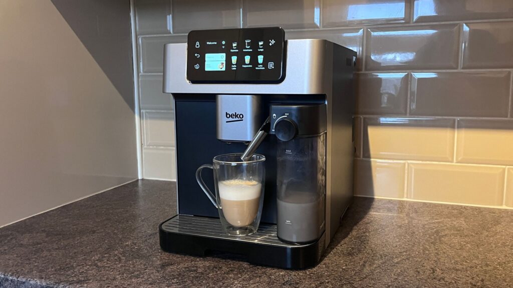 Beko Caffe Experto Series CE7500+ review – a sub £500 machine