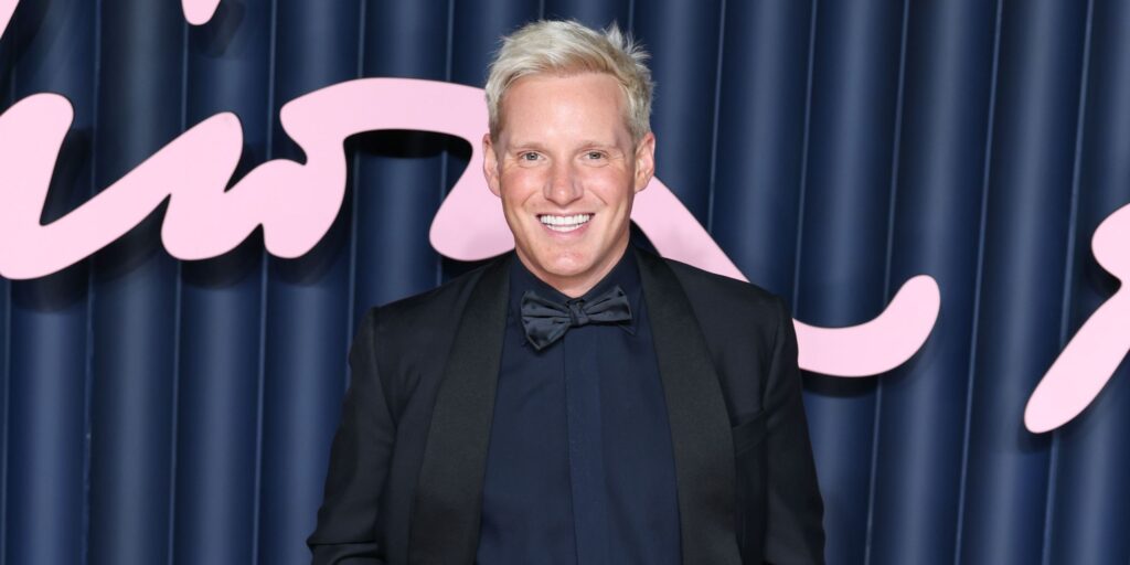 Jamie Laing puts his spin on one of the biggest Christmas tree trends
