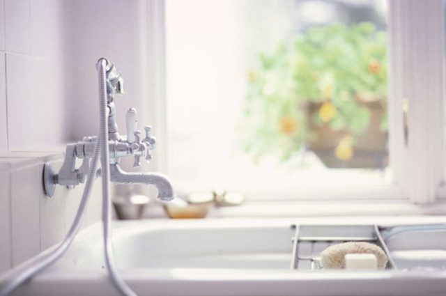 Bathtub Liners Pros and Cons