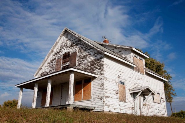 How to Repair Chipped Paint