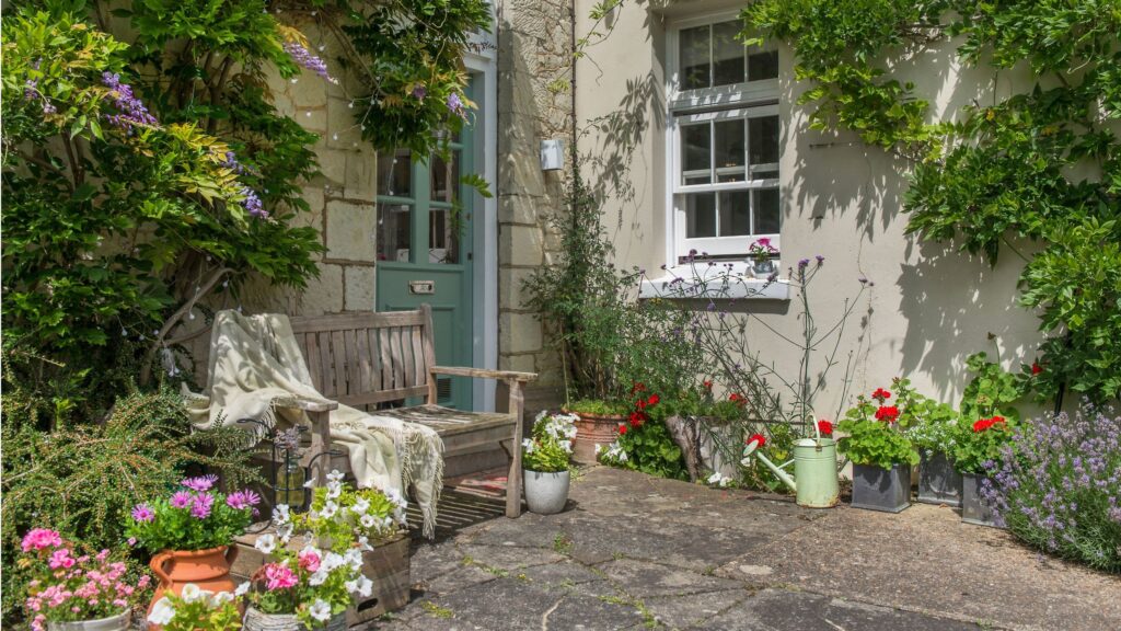 How to protect your plants from slugs and snails in April