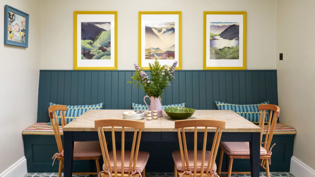 Banquette seating is the ultimate choice for small kitchens