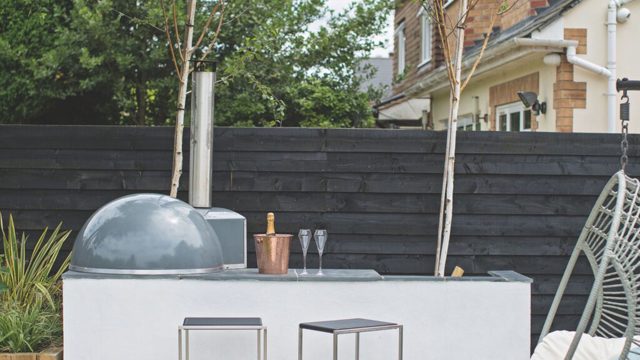 3 fence colours to avoid that can make your garden feel smaller