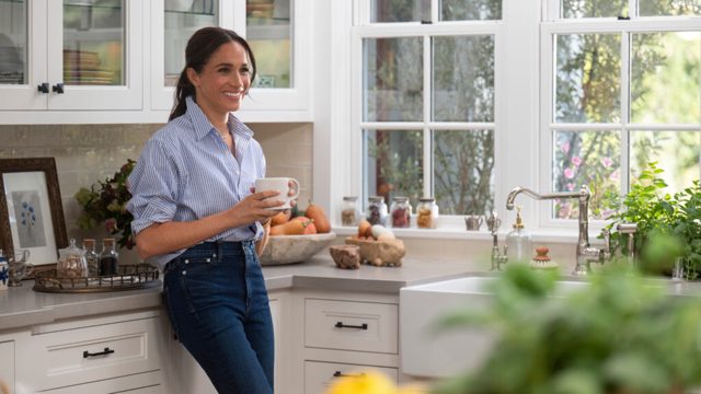 Meghan Markle has swapped her favourite Le Creuset for this