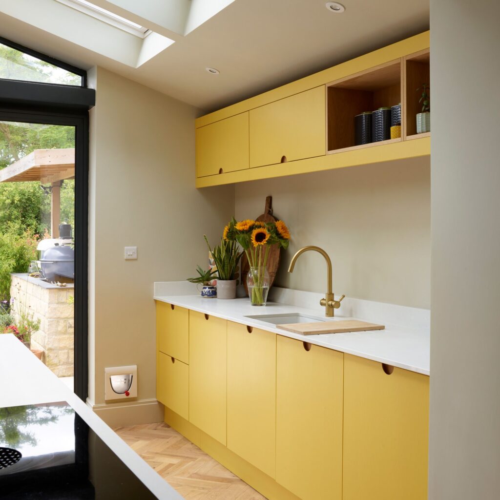 3 colours to brighten up a kitchen for winter