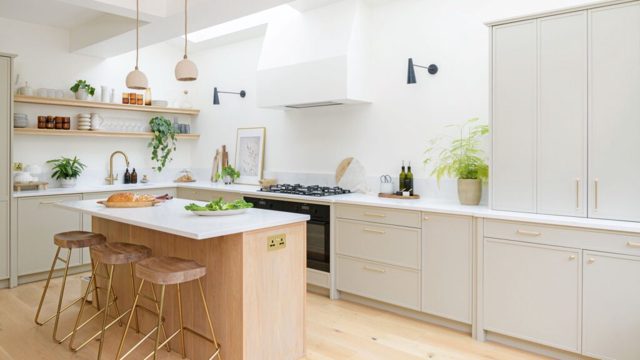 Micro kitchen islands are the trend I’m backing in 2026