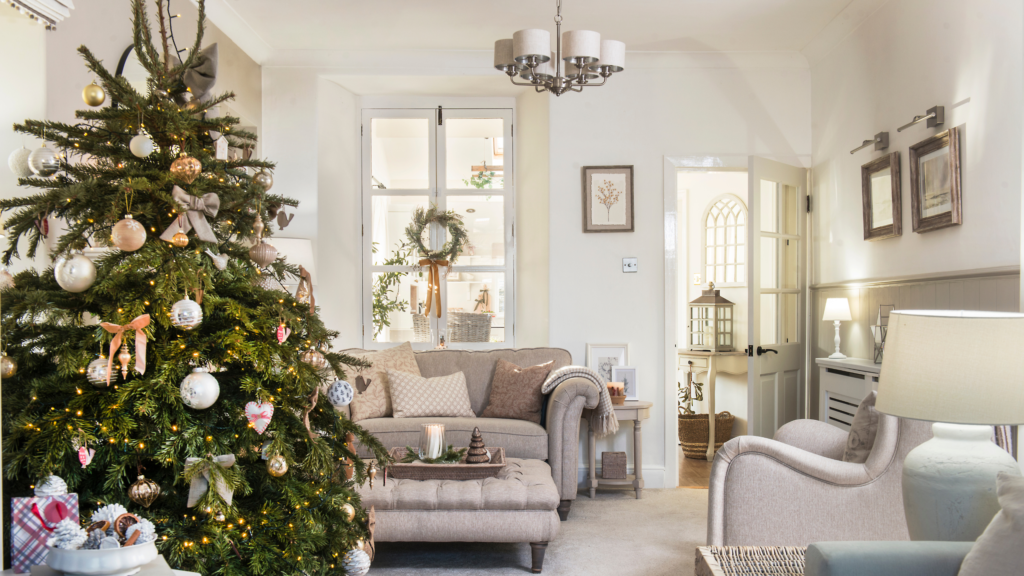 B&Q has partnered with Shelter for Christmas