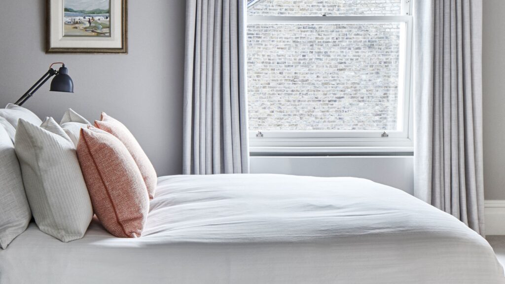 How to keep your bedroom dark as the mornings get lighter