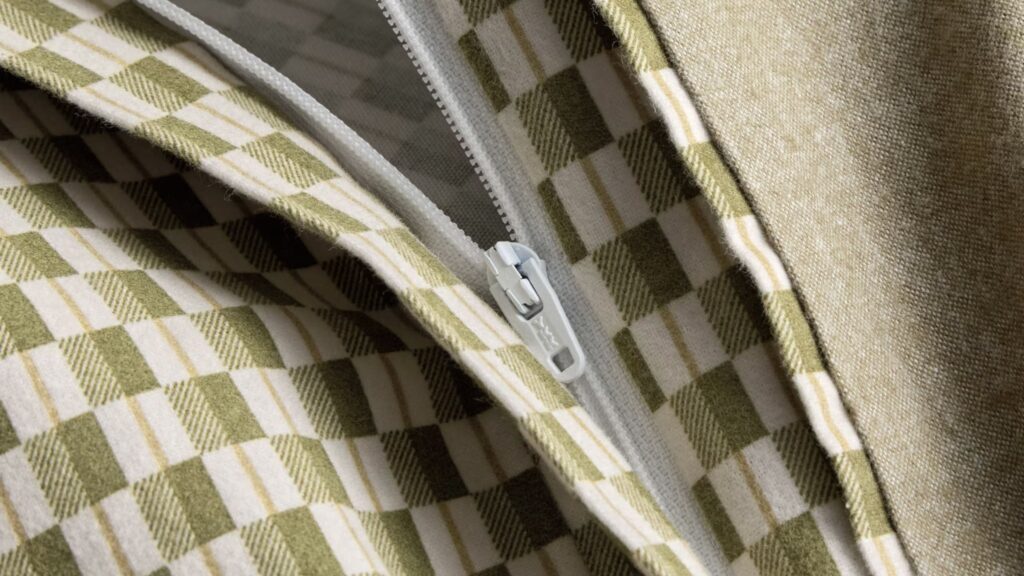 This M&S zipped duvet cover is a hassle-free game-changer