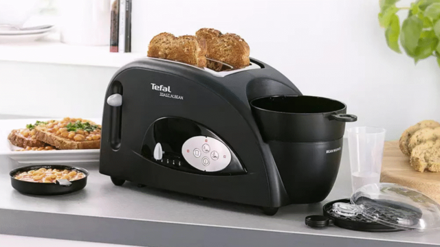 This wacky toaster can do your whole breakfast at once
