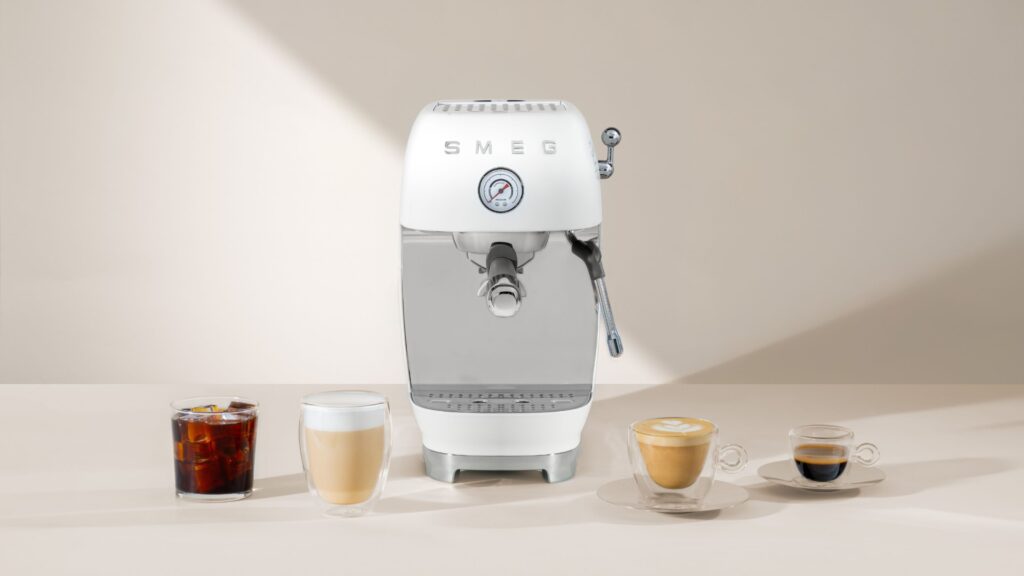 I tried Smeg’s new espresso machine with a cold brew setting