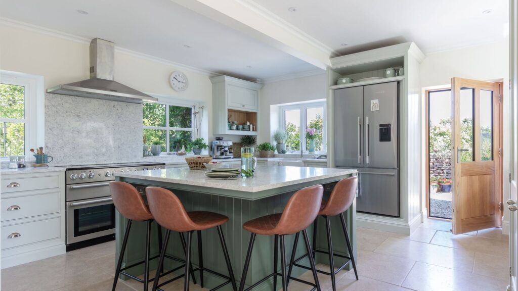 7 features that gave this kitchen a high-end look on a realistic budget