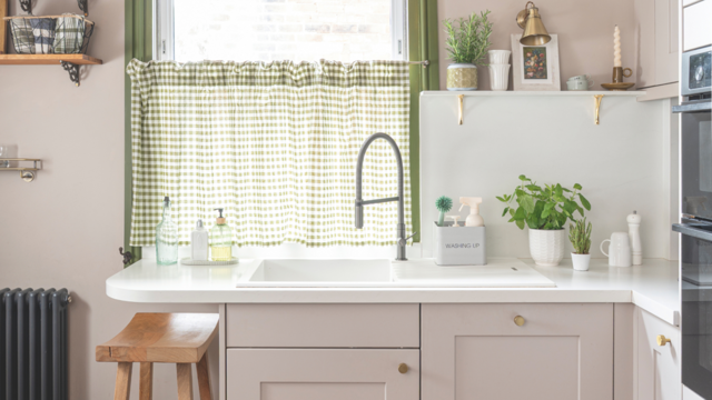 Argos has a clever washing up bowl that rivals Joseph Joseph