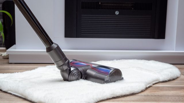 Stick vacuum cleaner vs upright vacuum cleaner: which is best?