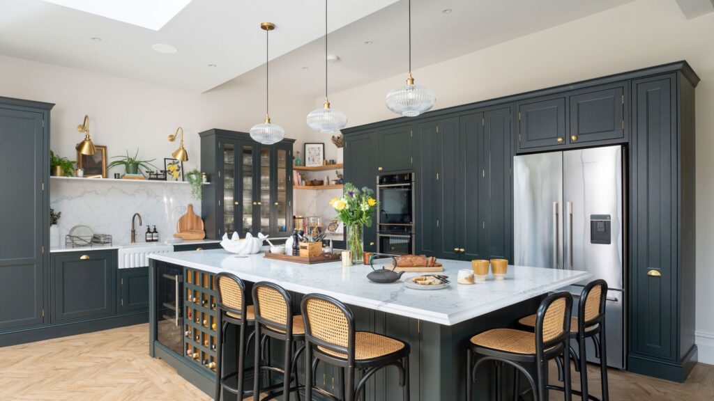 5 wall paint colours that can ruin your kitchen’s aesthetic