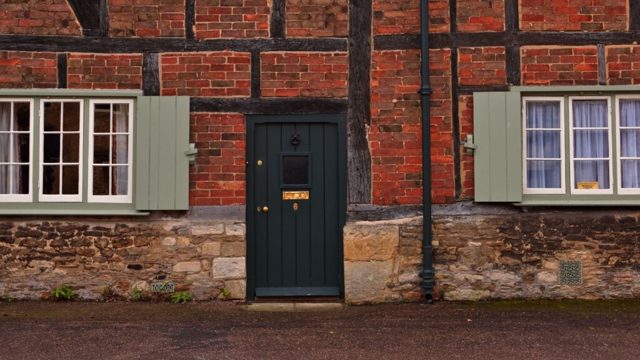 How I fixed my draughty front door in less than 5 minutes