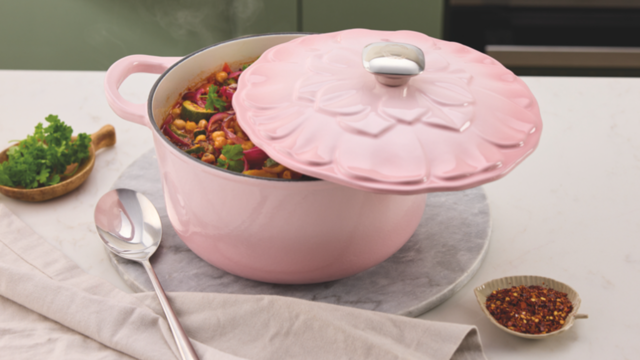Aldi’s selling the prettiest petal-shape cast iron casserole