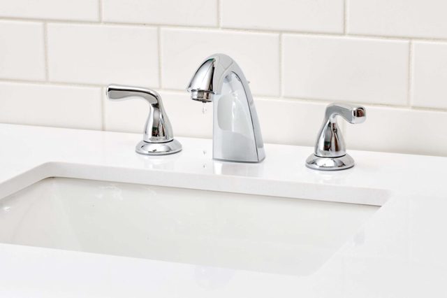 How to Fix a Leaky 2-Handle Faucet