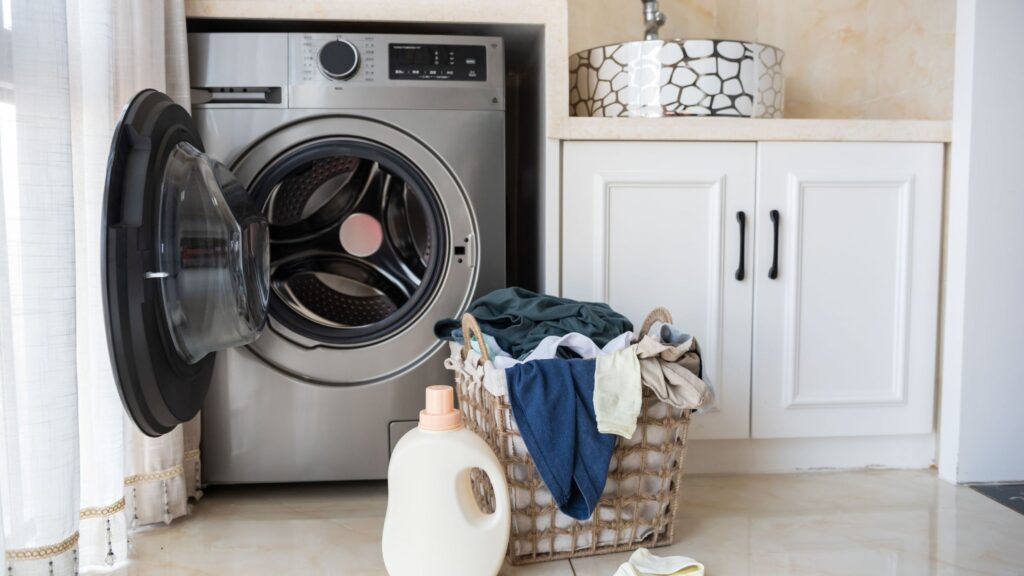 I only washed my clothes on a 30° cycle for four weeks