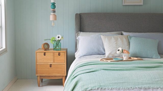 I’m removing clutter from my bedside with this £5 Amazon buy