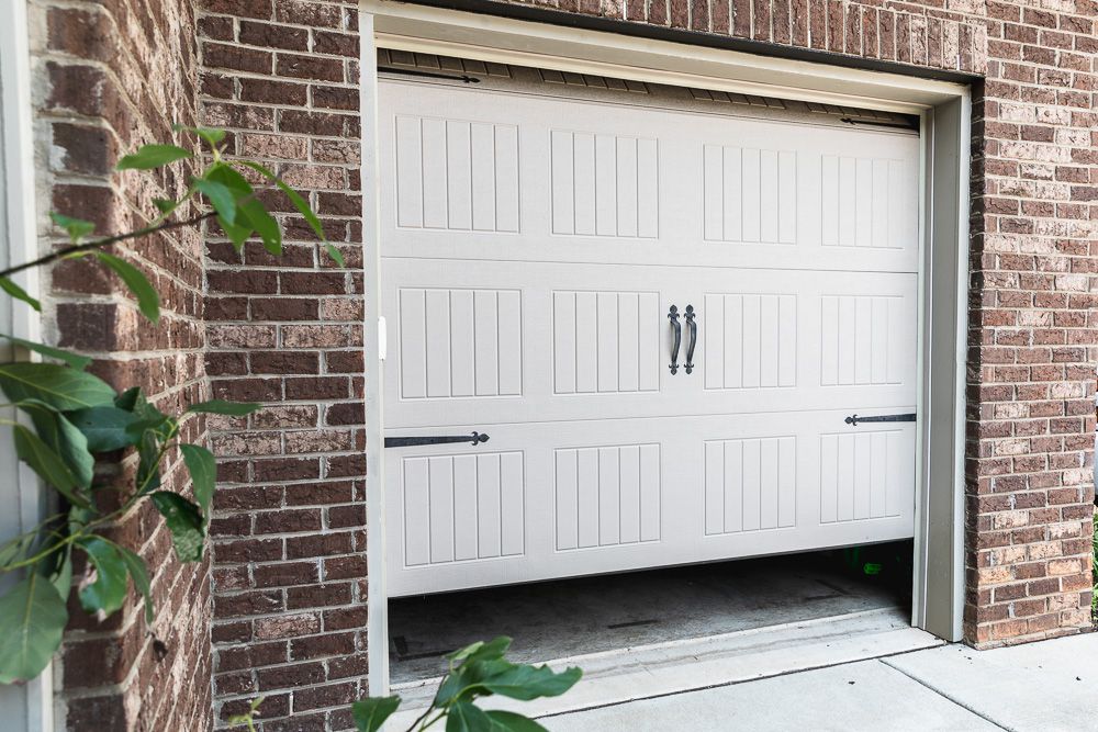 Garage Door Won’t Open or Close: Reasons and Solutions