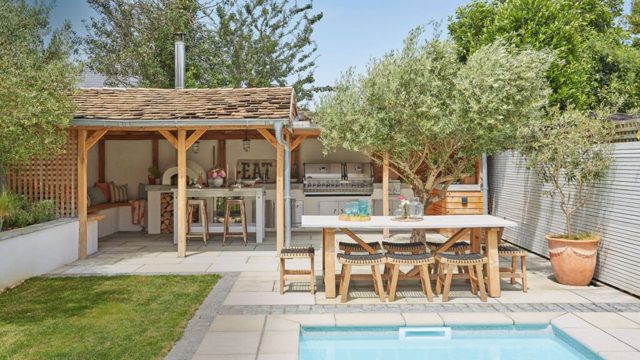 4 things to know about adding a plunge pool in a small garden