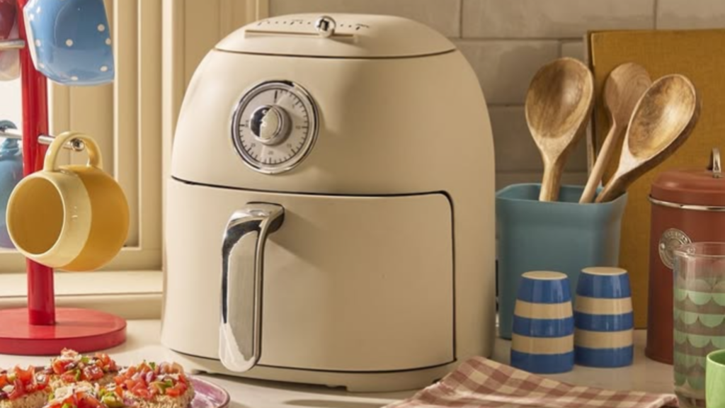 Aldi’s new air fryer wouldn’t look out of place in the ’50s