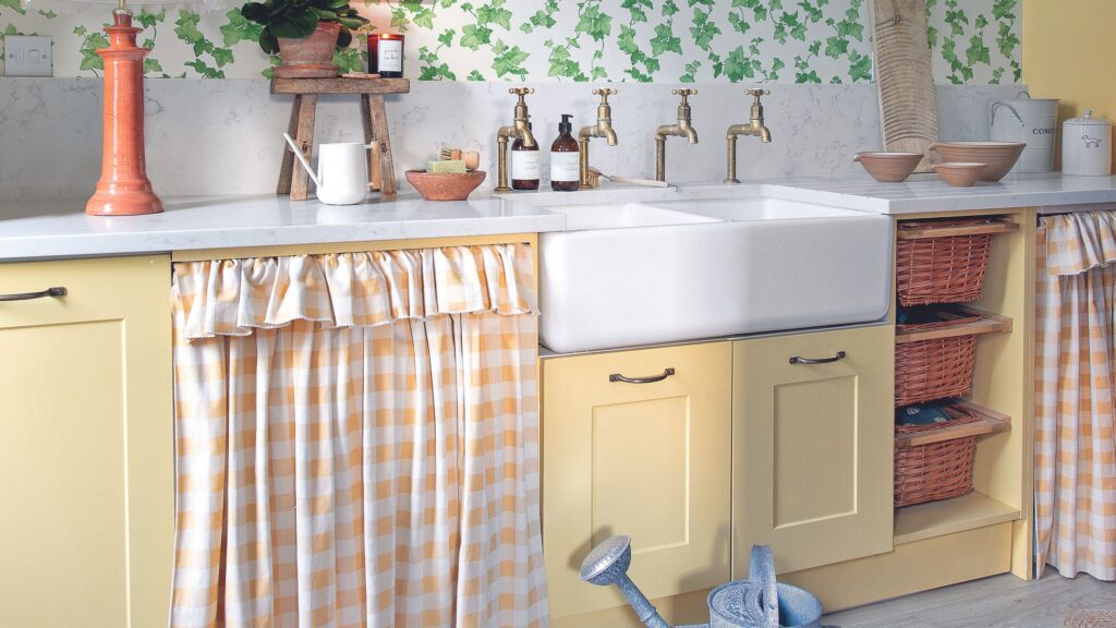 Dunelm’s £15 adorable kitchen cupboard curtain