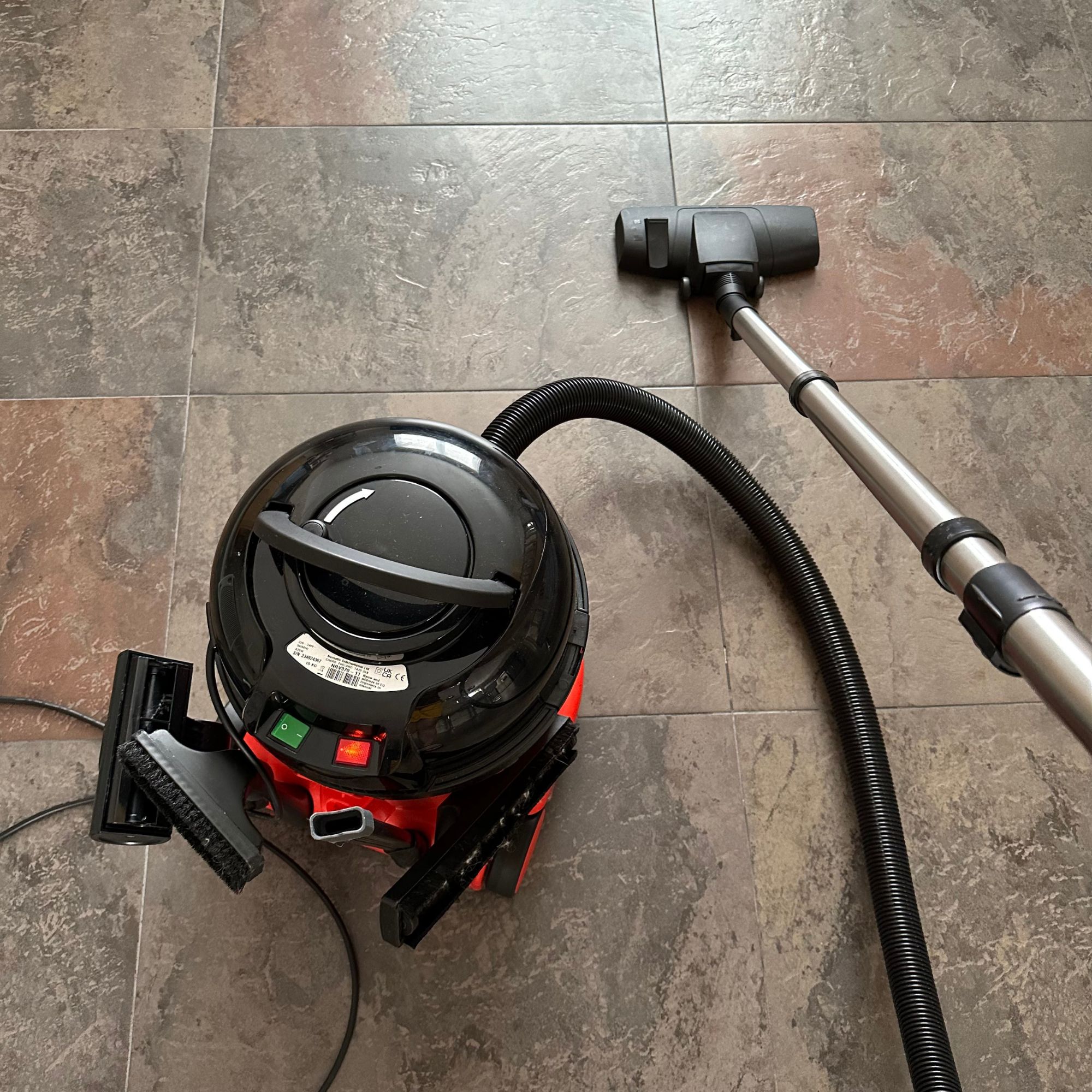 Henry XL Plus vacuum cleaner testing and review process
