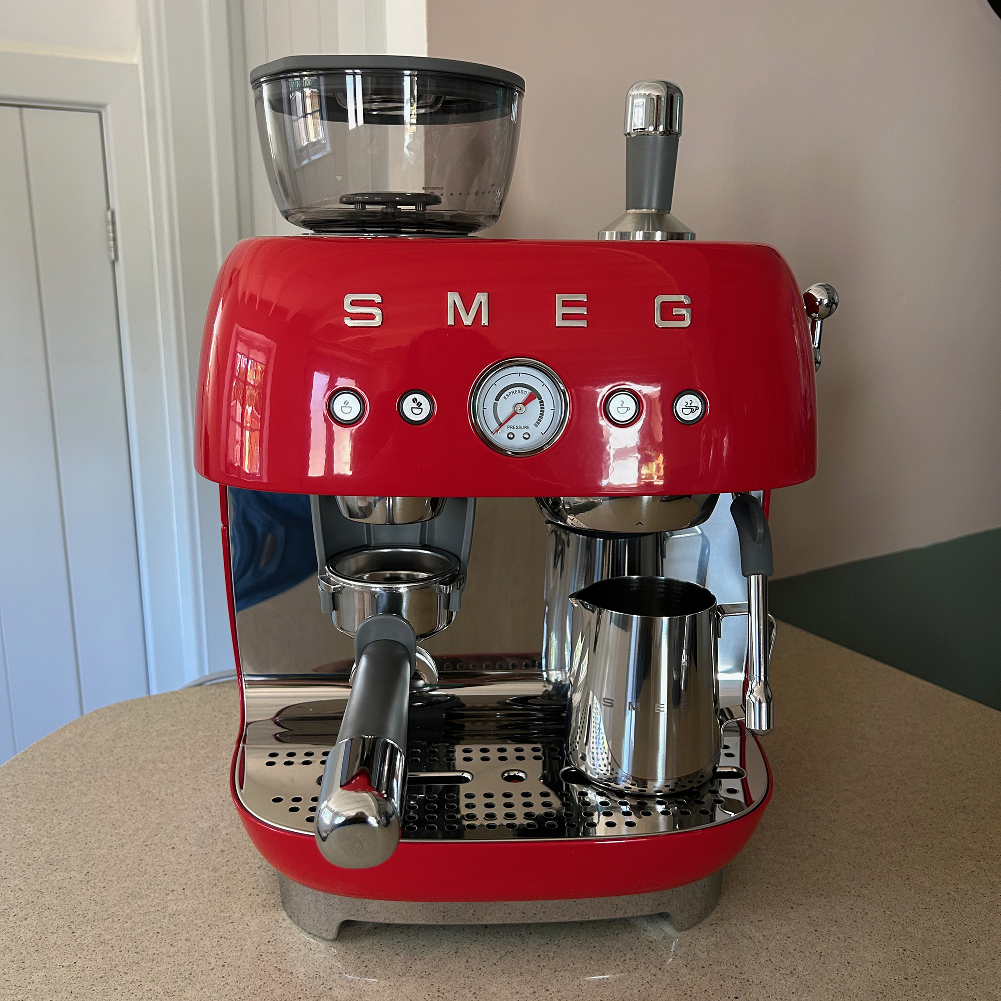 Testing the Smeg EGF03 Espresso Machine