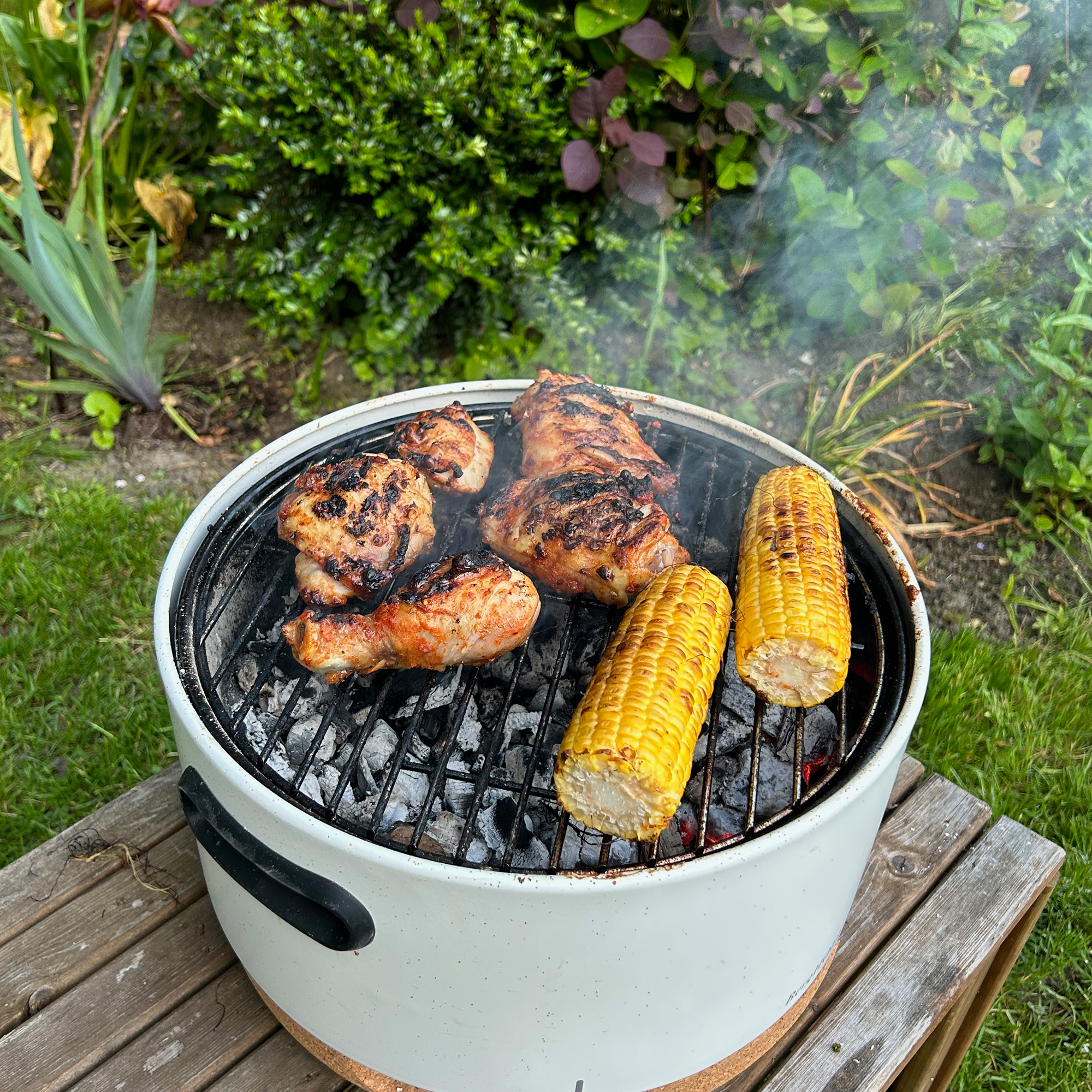 Testing the BergHOFF Portable BBQ at home 