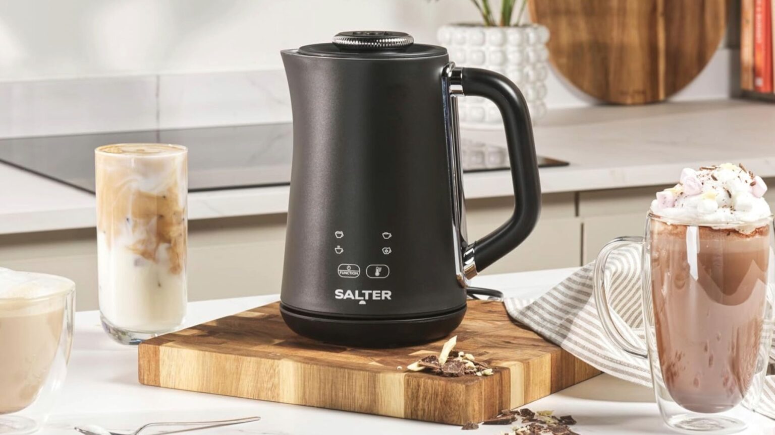 Salter’s new hot chocolate maker has an upgraded capacity