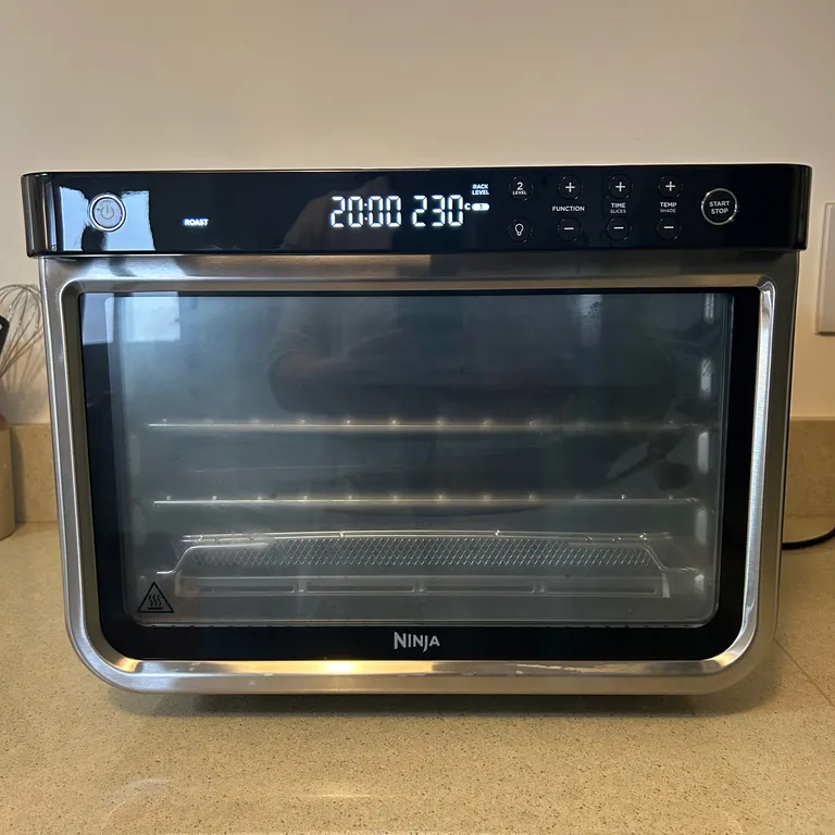 Testing the Ninja 10 in 1 Multifunction oven 