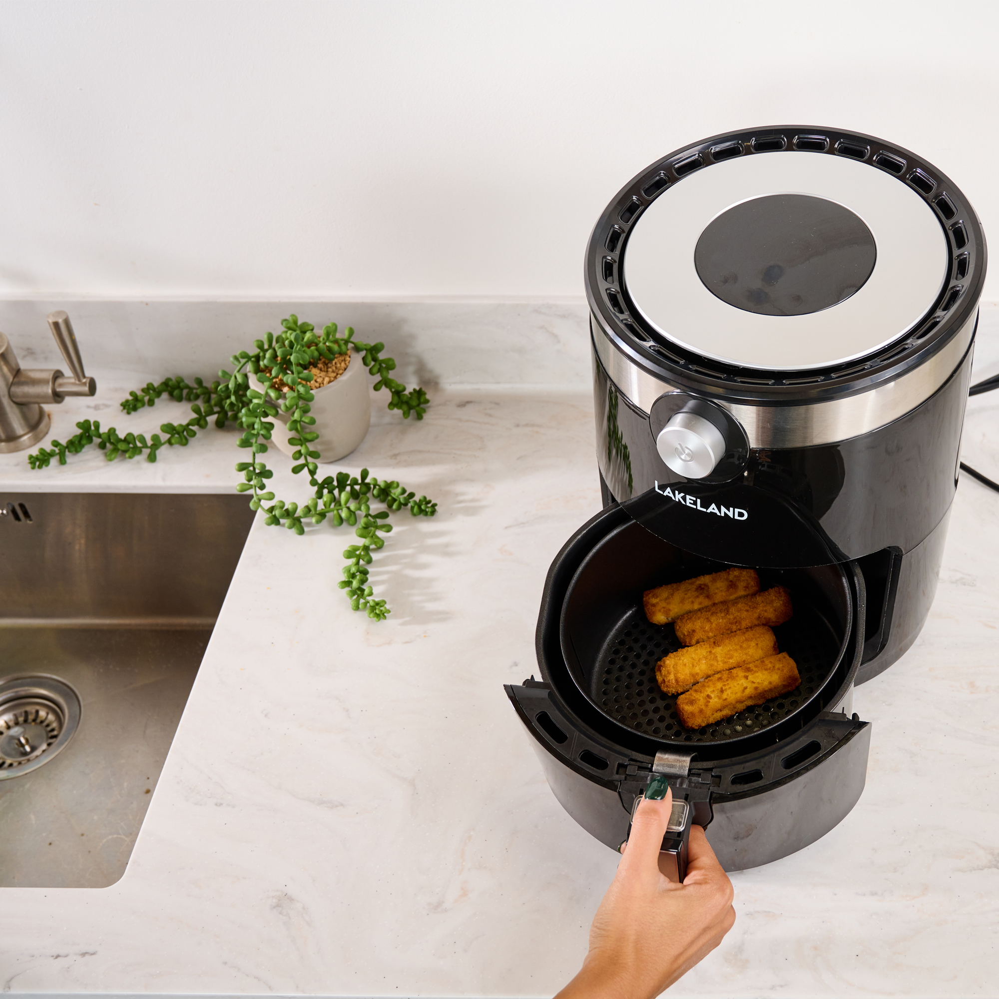 Image of Lakeland air fryer being used at test centre 