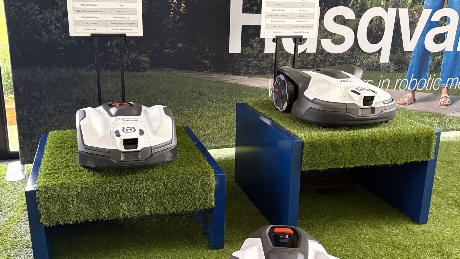 4 things that sold me on robot lawn mowers