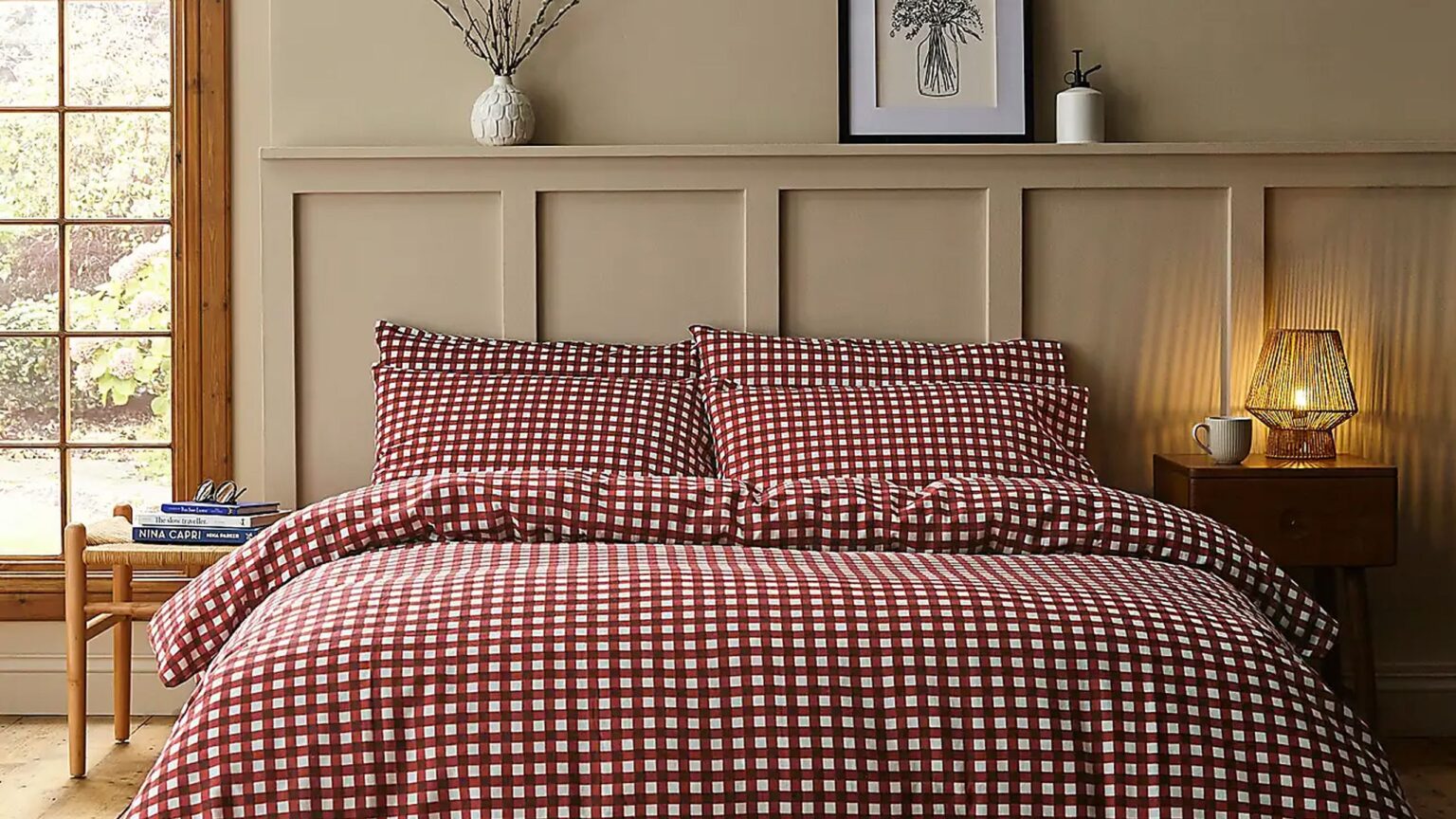 This stunning Dunelm bedding set is a serious bargain