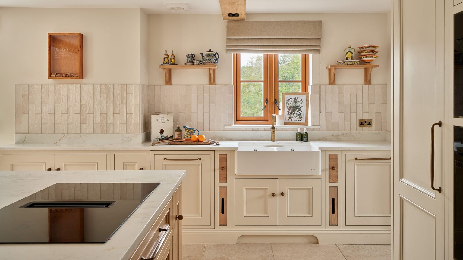 How to use Pantone’s ‘Cloud Dancer’ in a kitchen