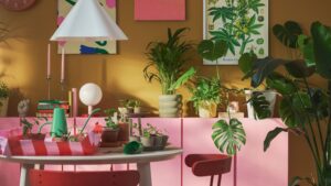 I’m recommending this £1.50 IKEA potting mat to every gardener