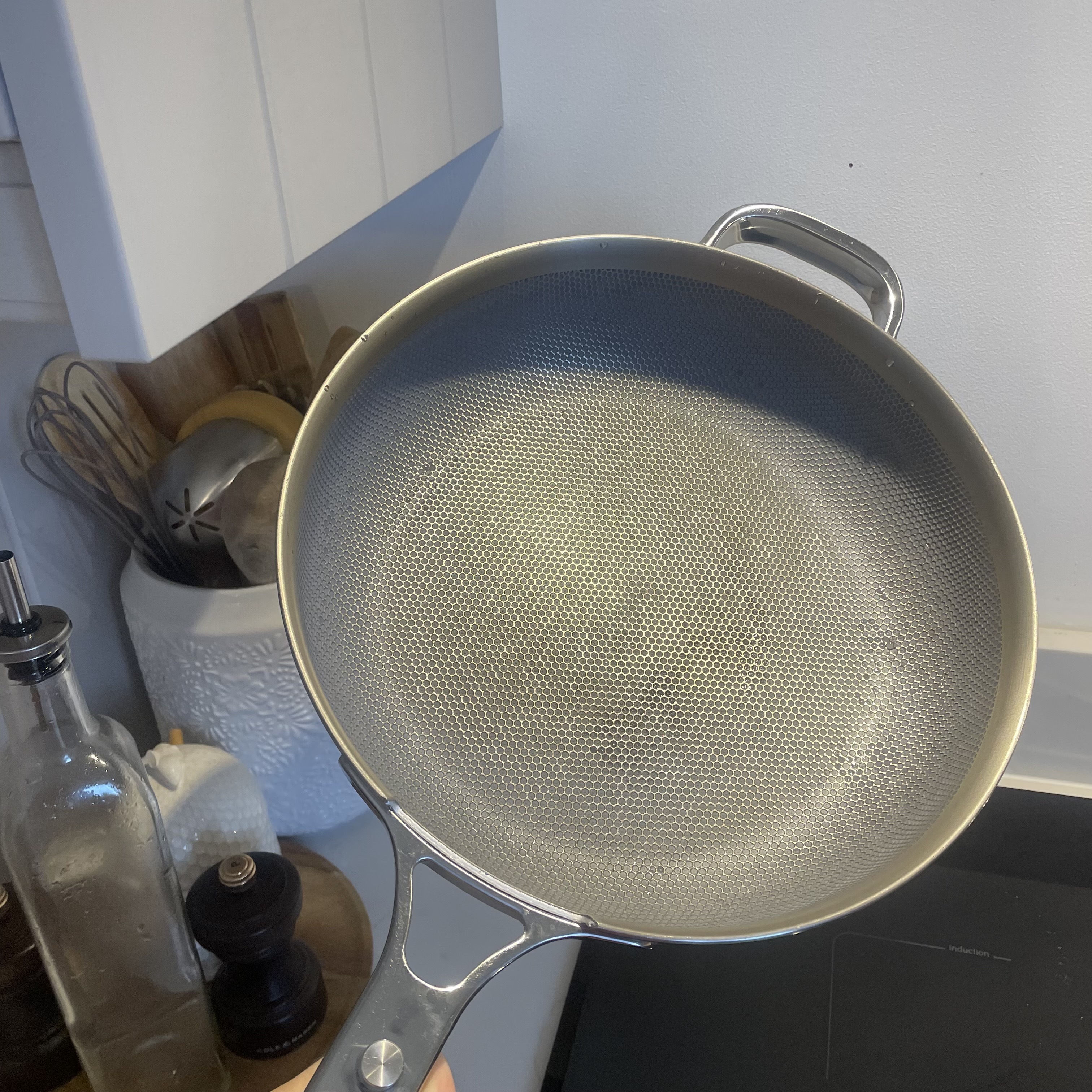 The pan fresh after the burn after a handwash.