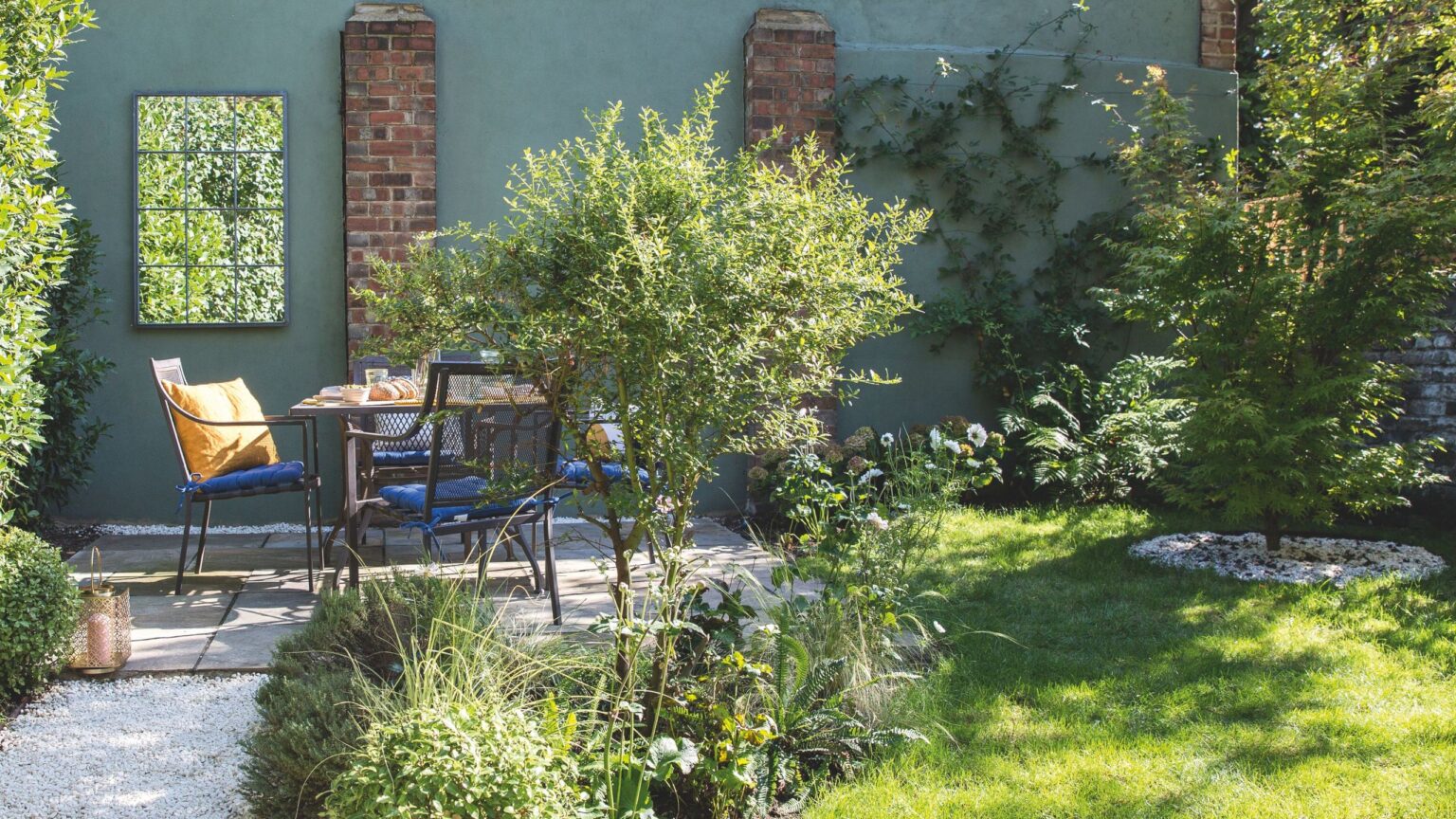 7 shade-loving perennials to brighten a gloomy garden