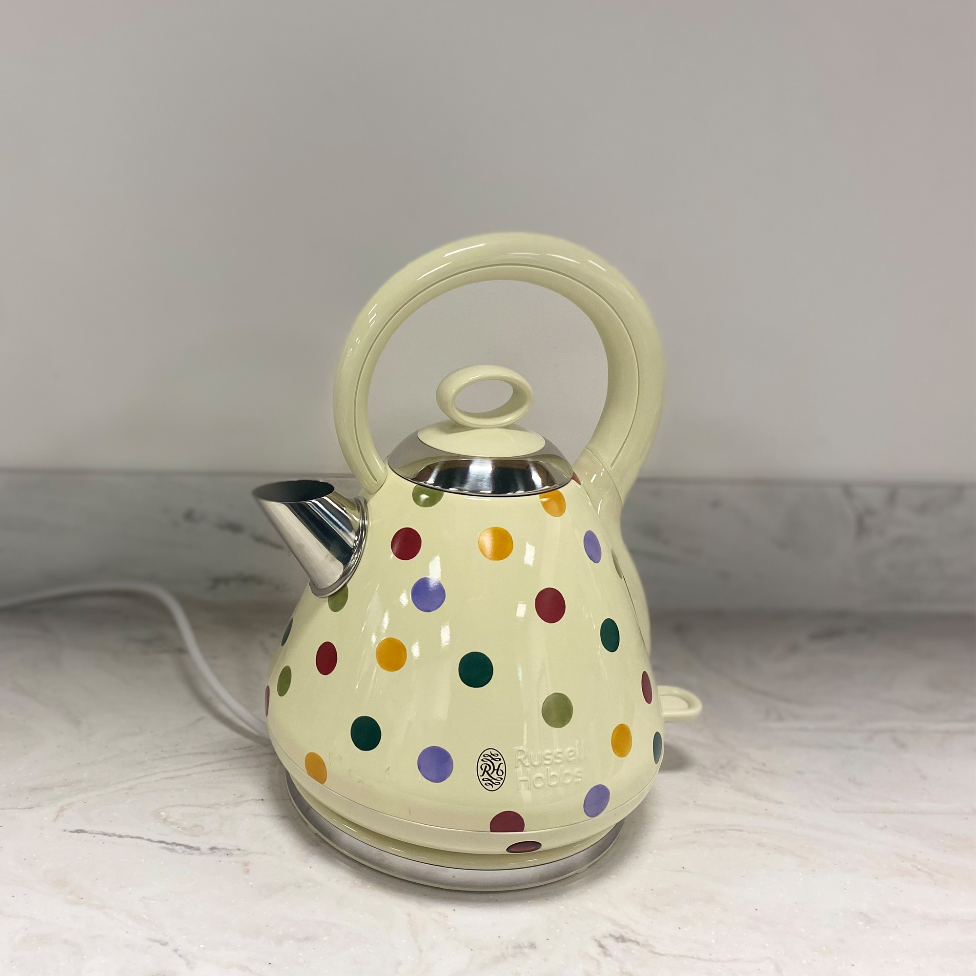 Image of Russell Hobbs Emma Bridgwater kettle