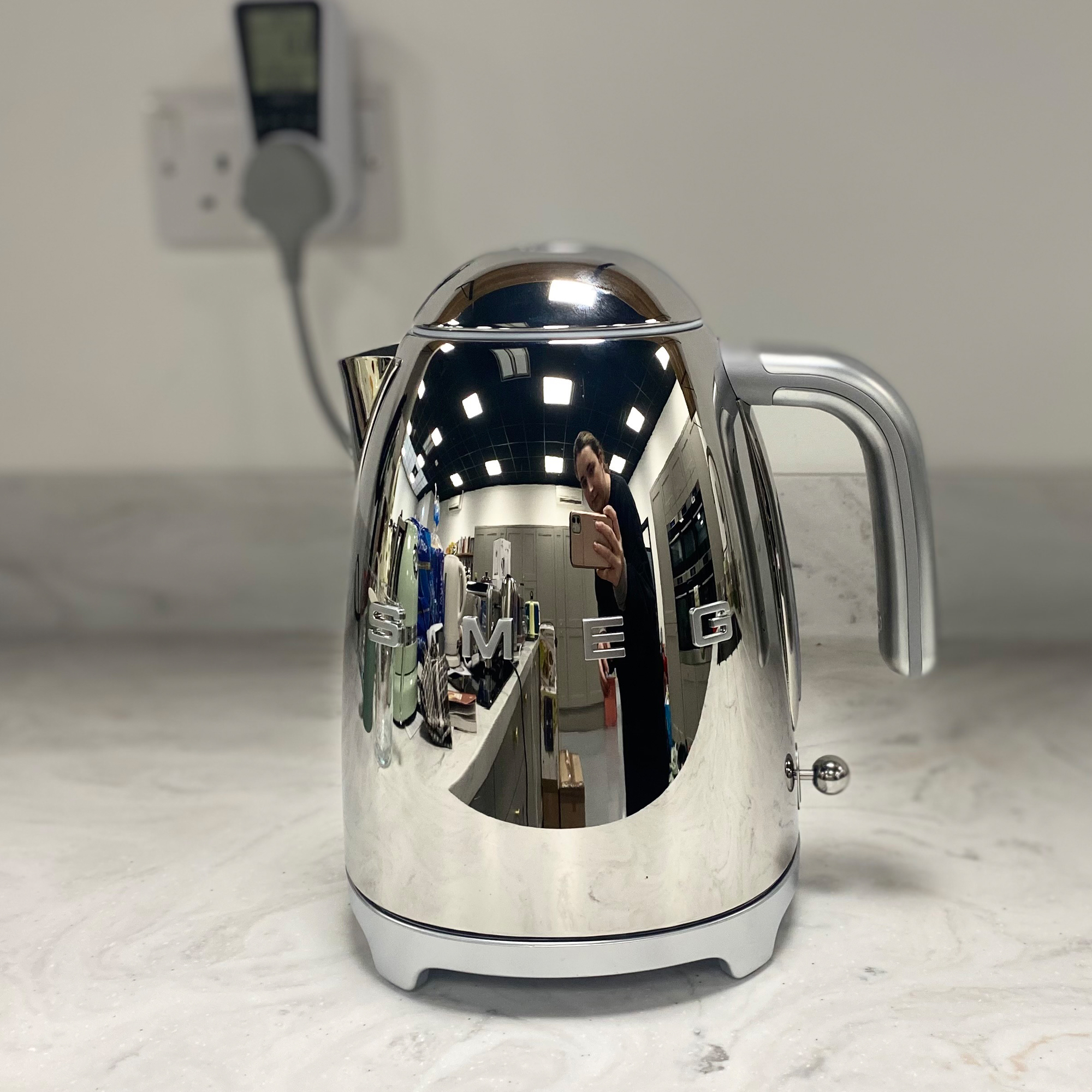 Image of Smeg kettle 