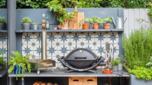 Convenience zones are the key to a functional outdoor kitchen